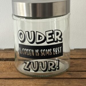 Snoeppot 'Ouder worden is soms best zuur'