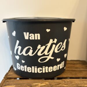Emmer 'van hartjes gefeliciteerd'