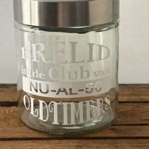 Snoeppot 'Erelid in de club van 50'