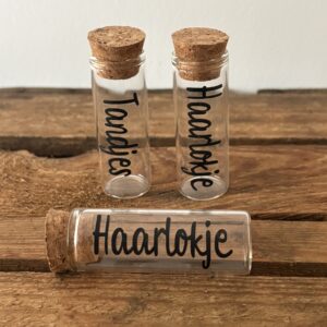 Bewaar flesje 'haarlokje'